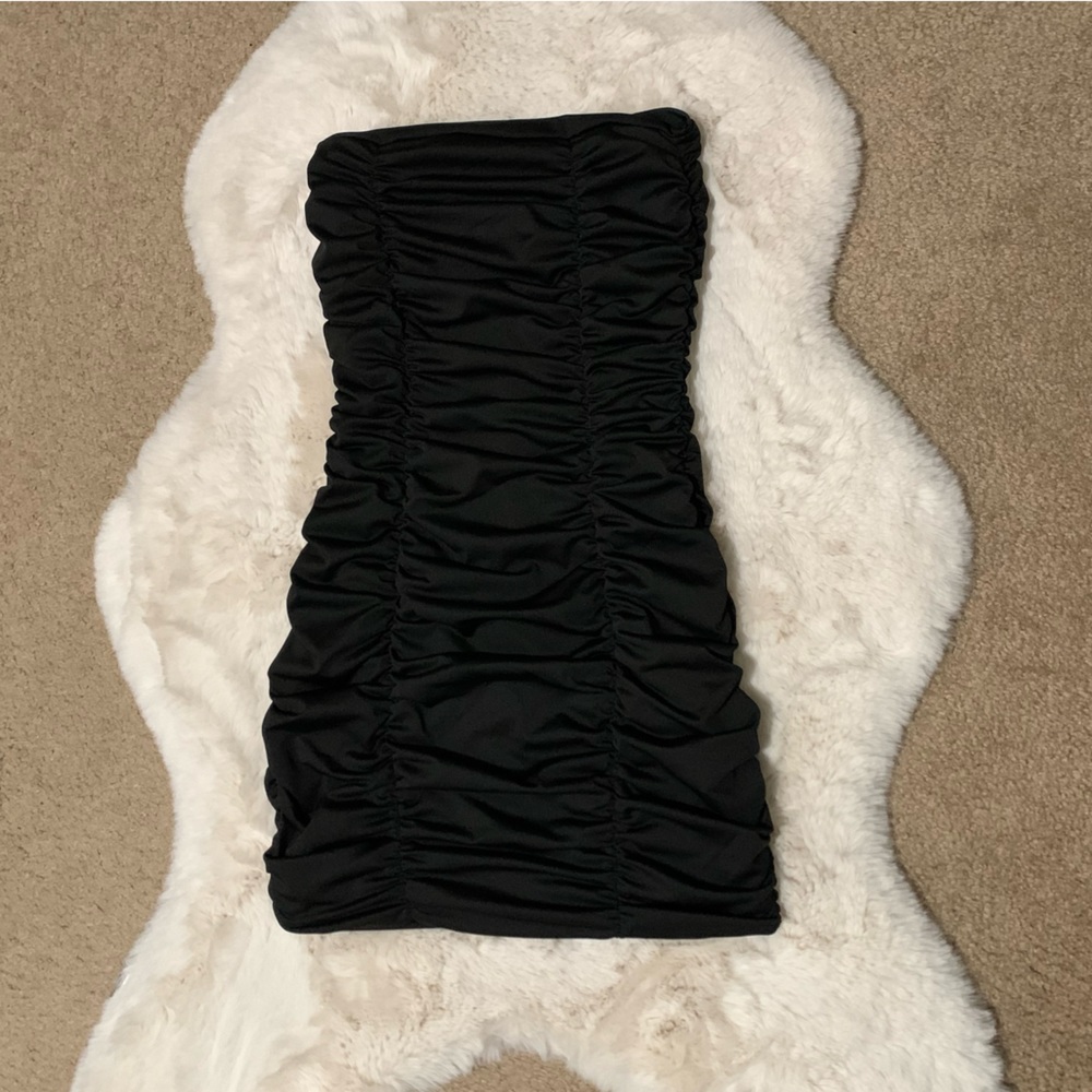 Black Ruched Bodycon Tube Dress